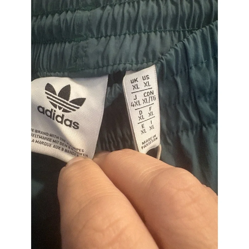 Adidas Original Mens Green 3 Stripe 5" Inseam Sprinter Shorts Size XL IM9416 NWT - Picture 4 of 6